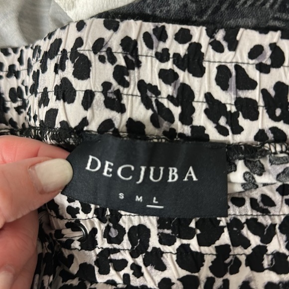 DECJUBA CHEETAH WIDE LEG PANT - SZ L - CHARLOTTE RELAX TROUSER ANIMAL PRINT - Picture 5 of 7